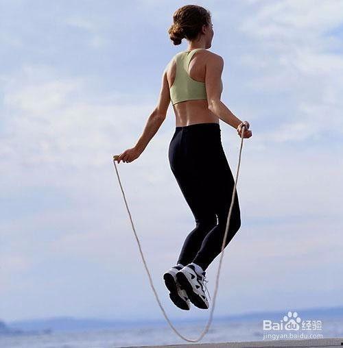 运动跳绳成人初学视频,跳绳运动初学者视频教程