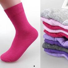 成人演出纯色袜子视频,成人演出中的时尚与魅力展现